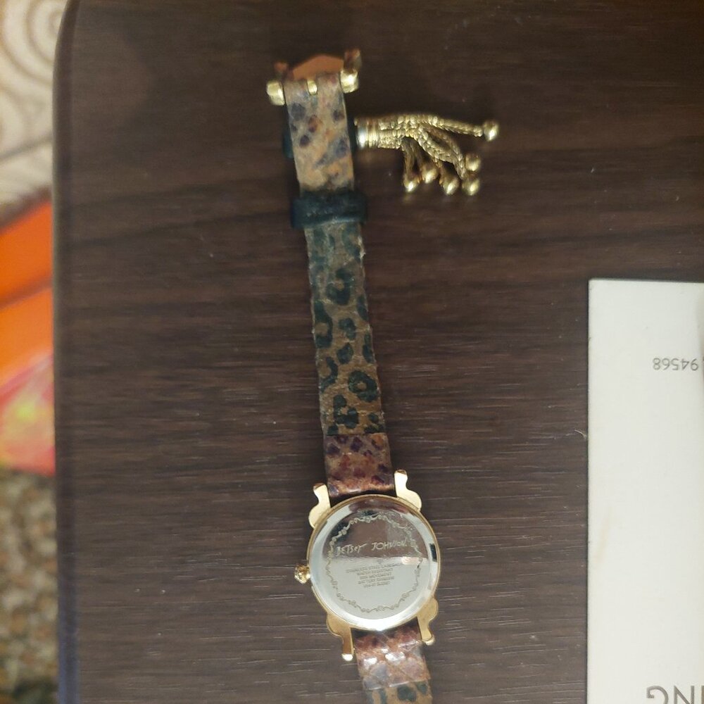Vintage Betsey Johnson Leather Leopard Print Tassel Watch Great Condition - Picture 4 of 6